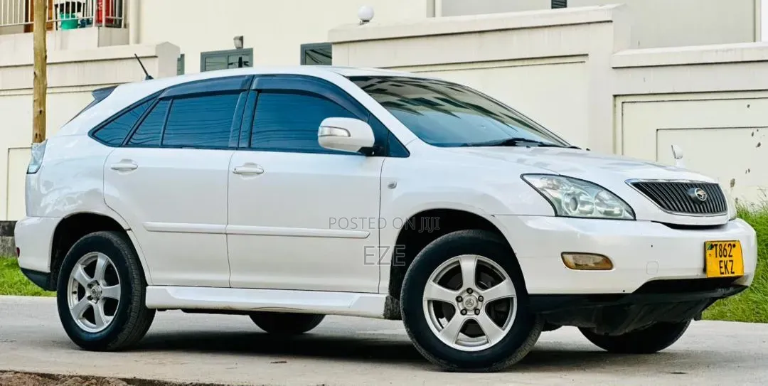 Toyota Harrier 2006 White