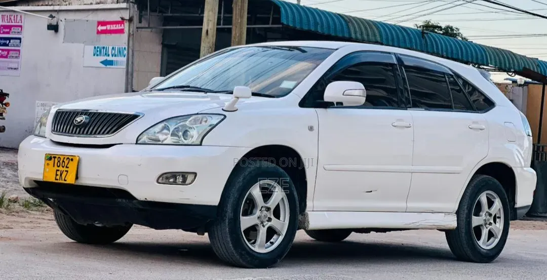 Toyota Harrier 2006 White