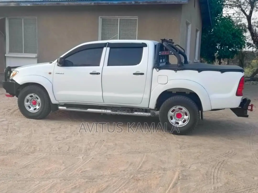 Toyota Hilux 3.0 D-4D Double Cab 2008 White