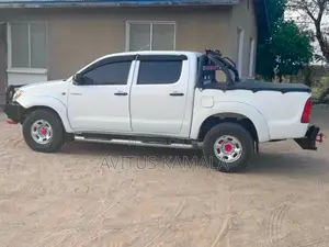 Toyota Hilux 3.0 D-4D Double Cab 2008 White