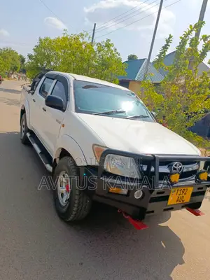 Toyota Hilux 3.0 D-4D Double Cab 2008 White