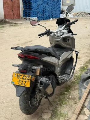 Honda 2025 Gray