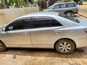 Toyota Premio 2013 Silver