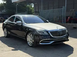 Mercedes-Benz E200 2014 Black