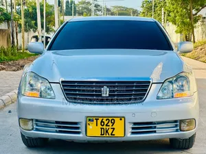 Toyota Crown 2006 Silver