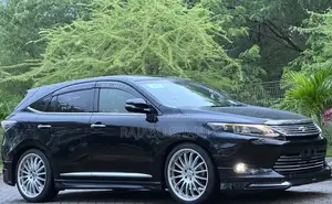 Toyota Harrier 2.0 2014 Black