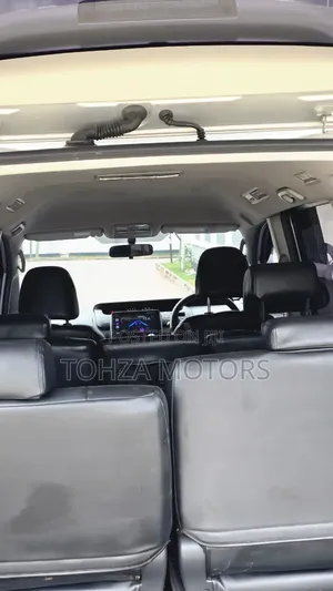 Toyota Noah 2013 Silver