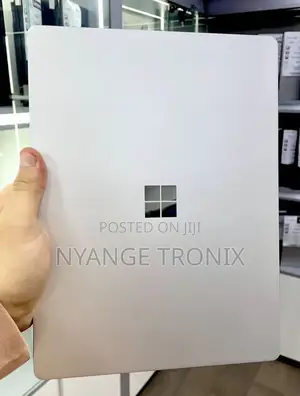 New Laptop Microsoft Surface Go 3 8GB Intel Core i5 SSD 256GB