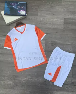 Jezi Set PC 16 (Quality)( Piga Au Whatsapp)