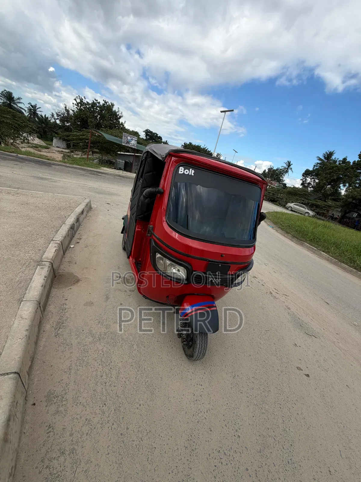 TVS Apache 160 4V 2024 Red