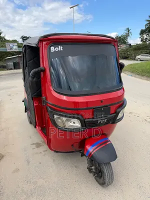 TVS Apache RTR 160 2V 2024 Red