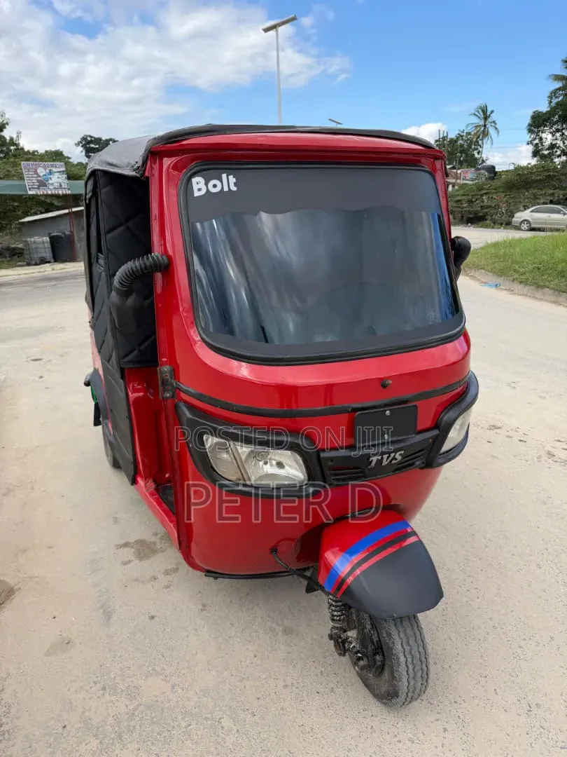TVS Apache RTR 160 2V 2024 Red
