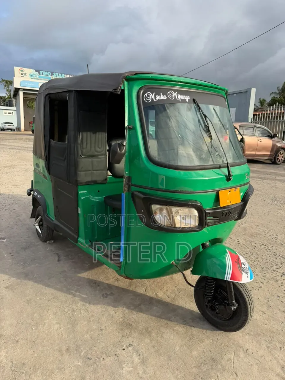 TVS Apache RTR 160 2v Refresh X-connect 2025 Green