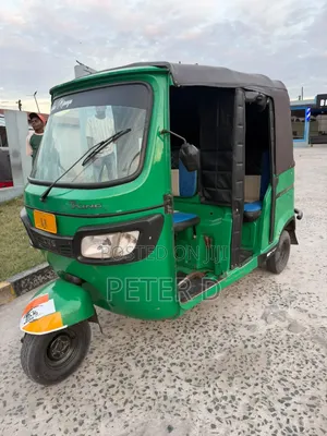 TVS Apache RTR 160 2v Refresh X-connect 2025 Green
