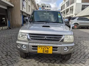 Mitsubishi Pajero 2008 Silver
