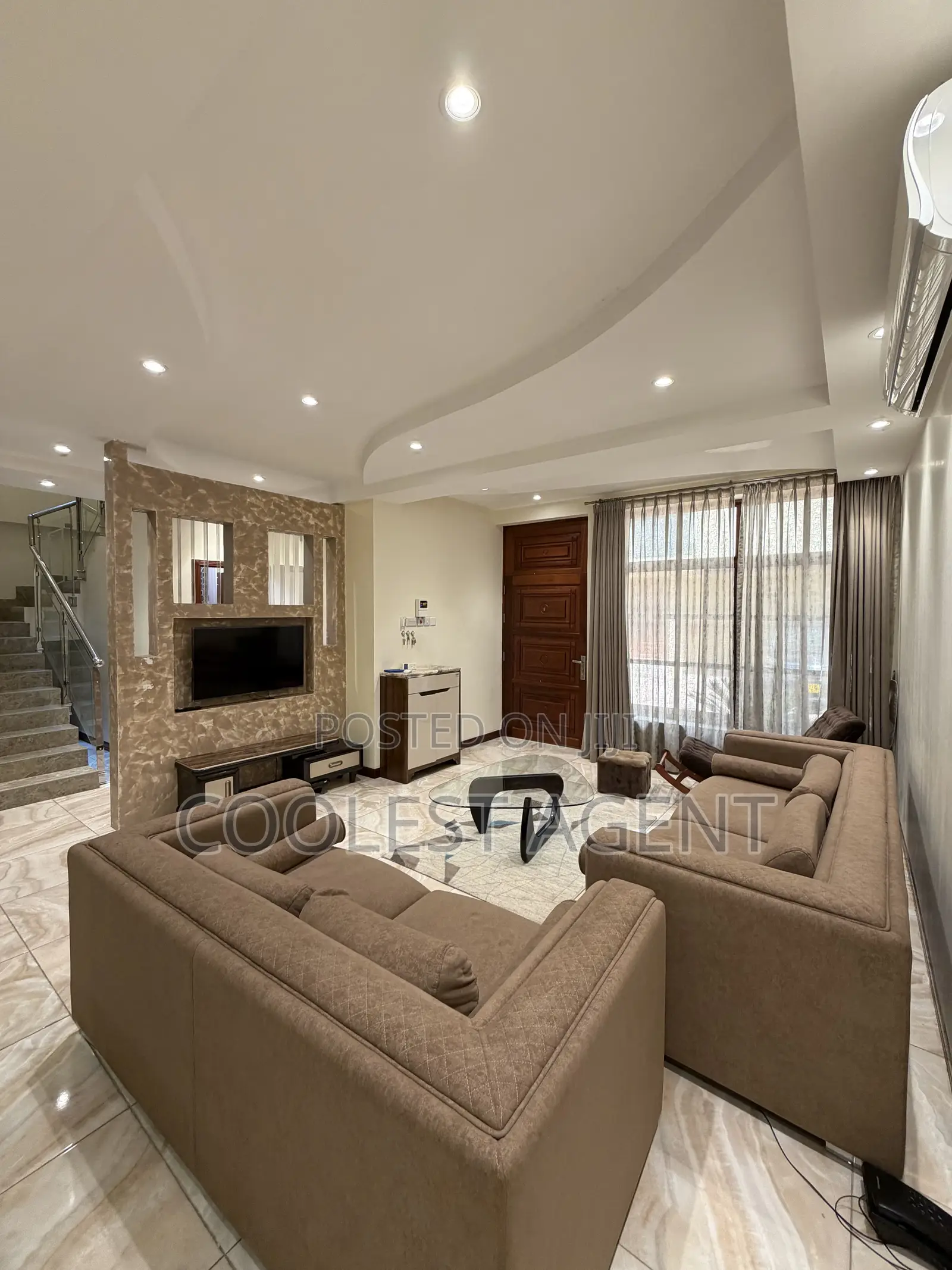 Furnished 3bdrm Villa in Coolest Estate for rent