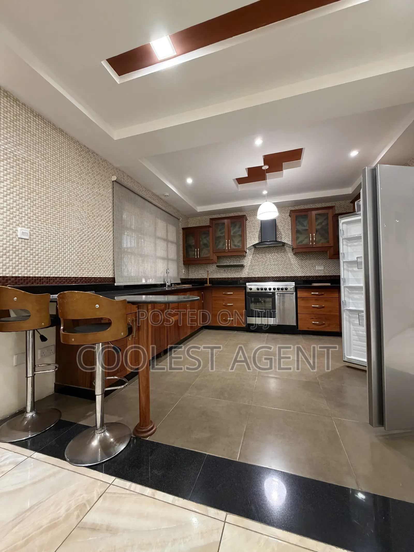 Furnished 3bdrm Villa in Coolest Estate for rent