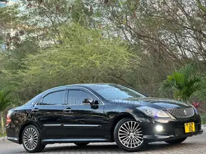 Toyota Crown 2009 Black