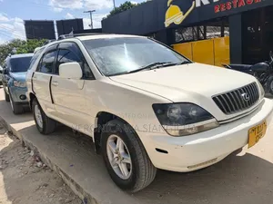 Toyota Harrier 2003 White