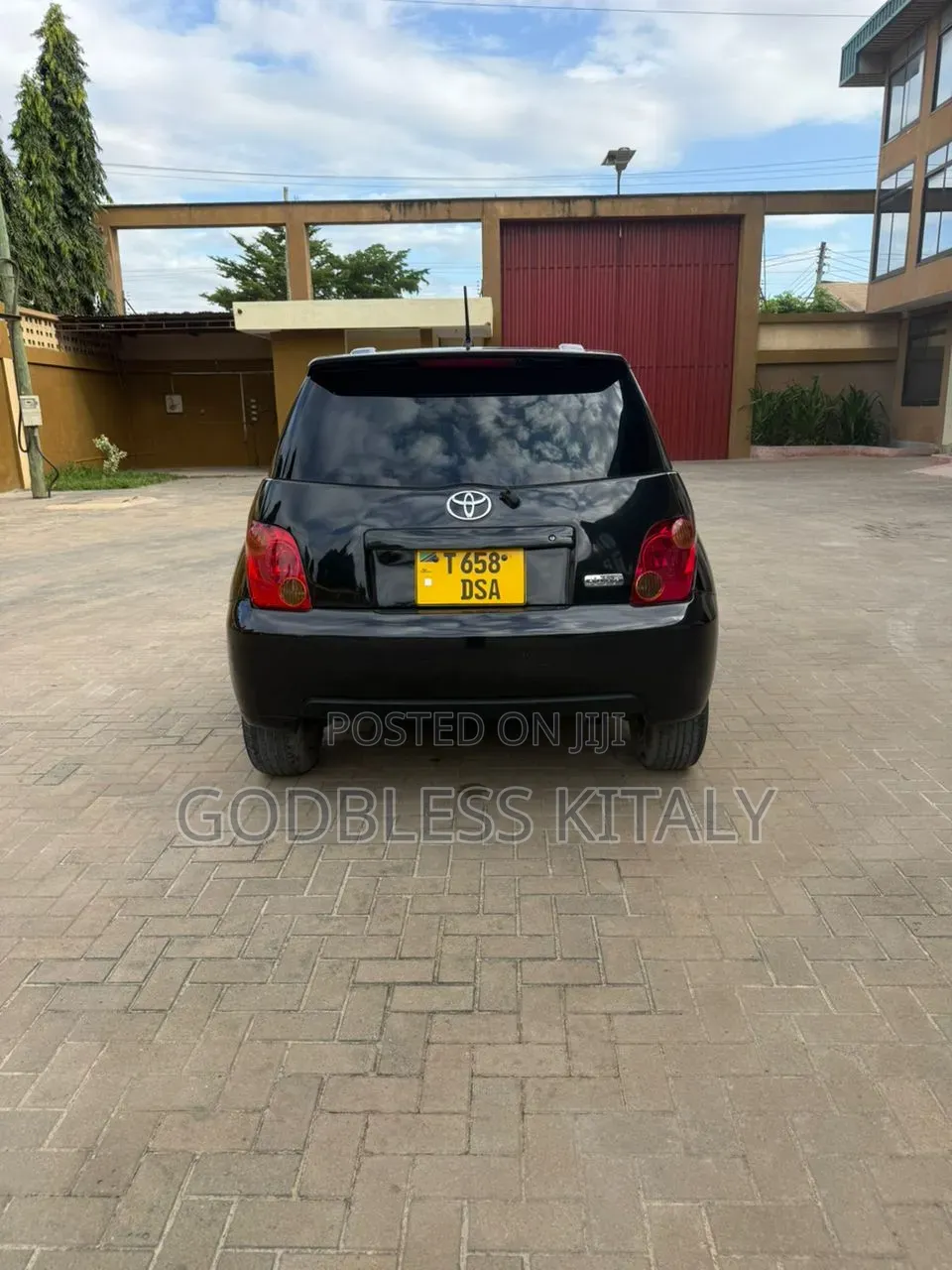 Toyota IST 2004 Black