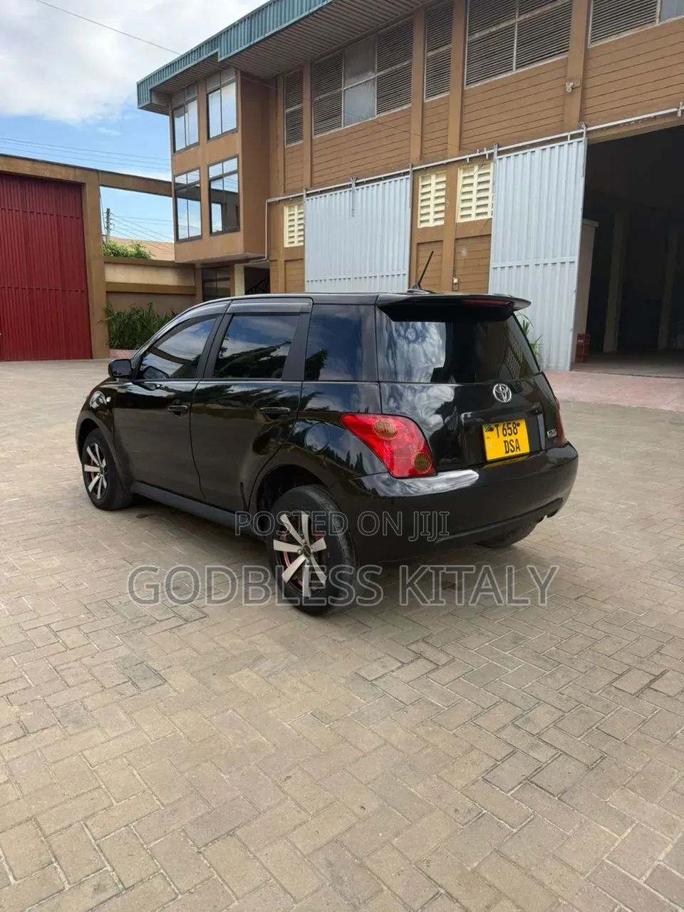 Toyota IST 2004 Black