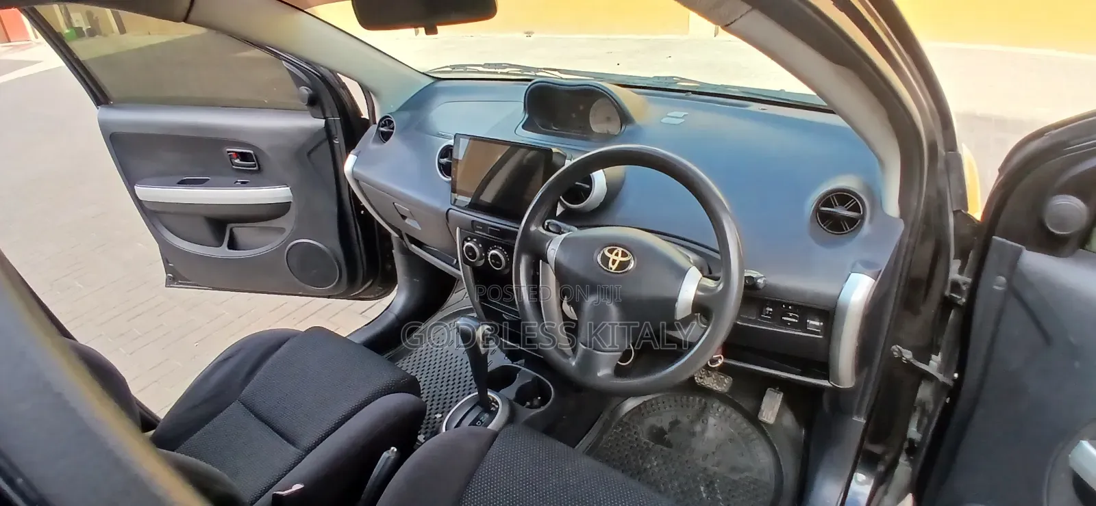 Toyota IST 2004 Black