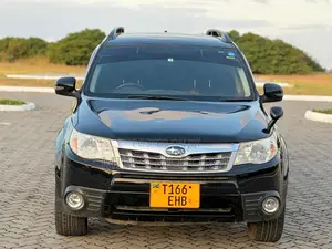 Subaru Forester 2011 Black