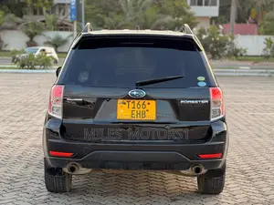 Subaru Forester 2011 Black