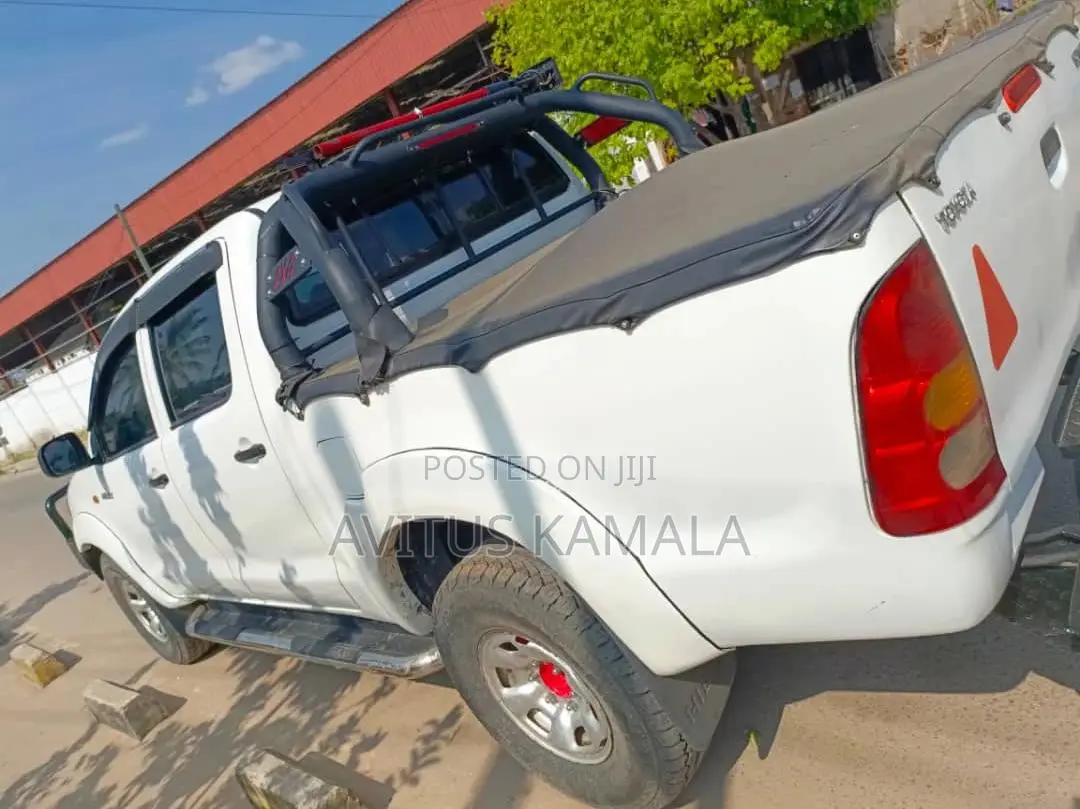 Toyota Hilux 3.0 D-4D Double Cab 2008 White