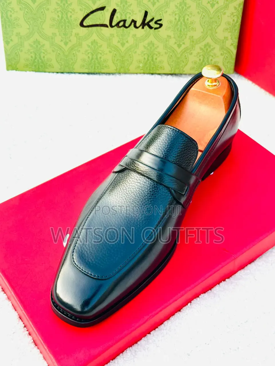 Men's Leather Shoes or Moccasins or Mocca Clarks and De'rossi Brands