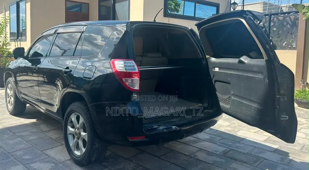 Toyota Vanguard 2008 Black