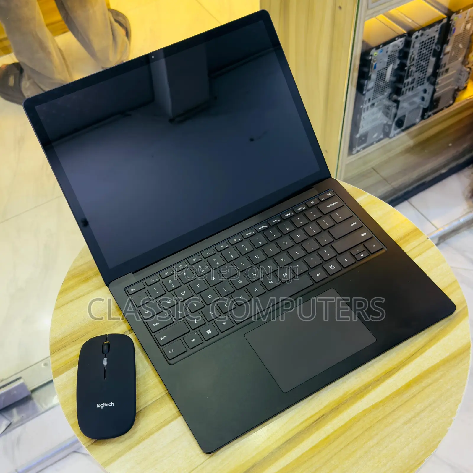 Laptop Microsoft Surface Laptop 4 8GB AMD Ryzen 5 SSD 256GB