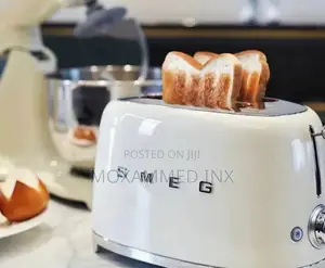 Smeg 50’S Style 2-slice Toaster In Cream With Polished Chrome Detail
