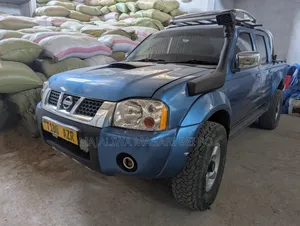 Nissan Hardbody 2009 Blue
