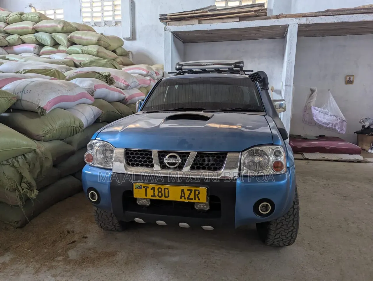 Nissan Hardbody 2009 Blue