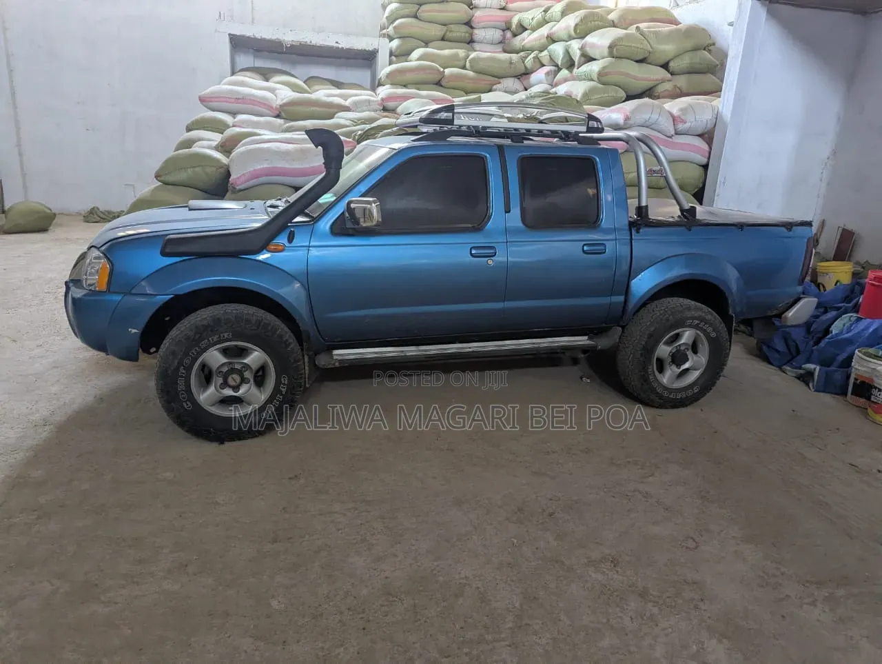 Nissan Hardbody 2009 Blue