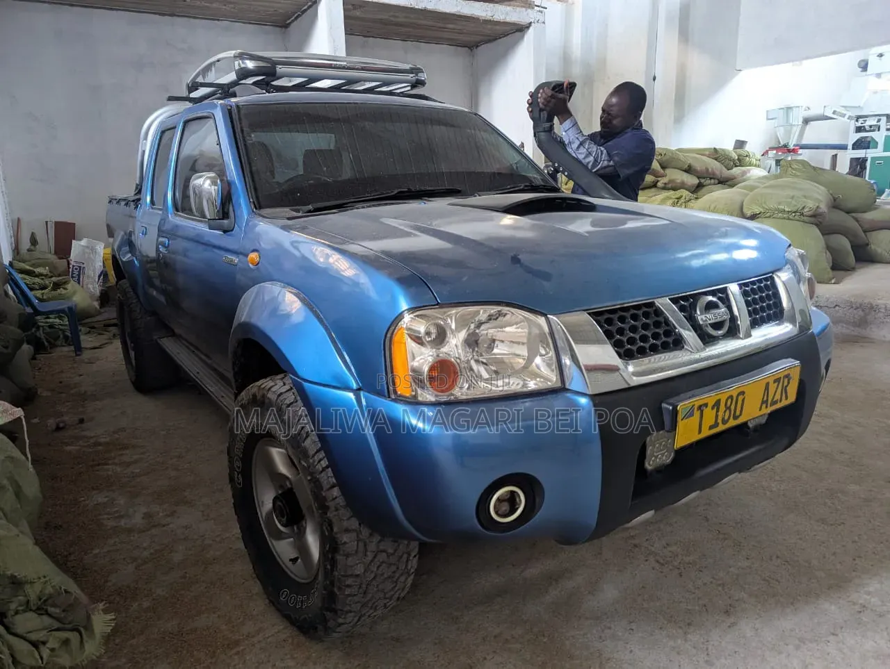 Nissan Hardbody 2009 Blue