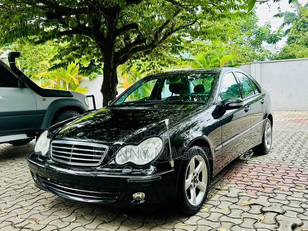 Mercedes-Benz E250 2006 Black