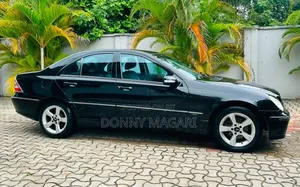 Mercedes-Benz E250 2006 Black