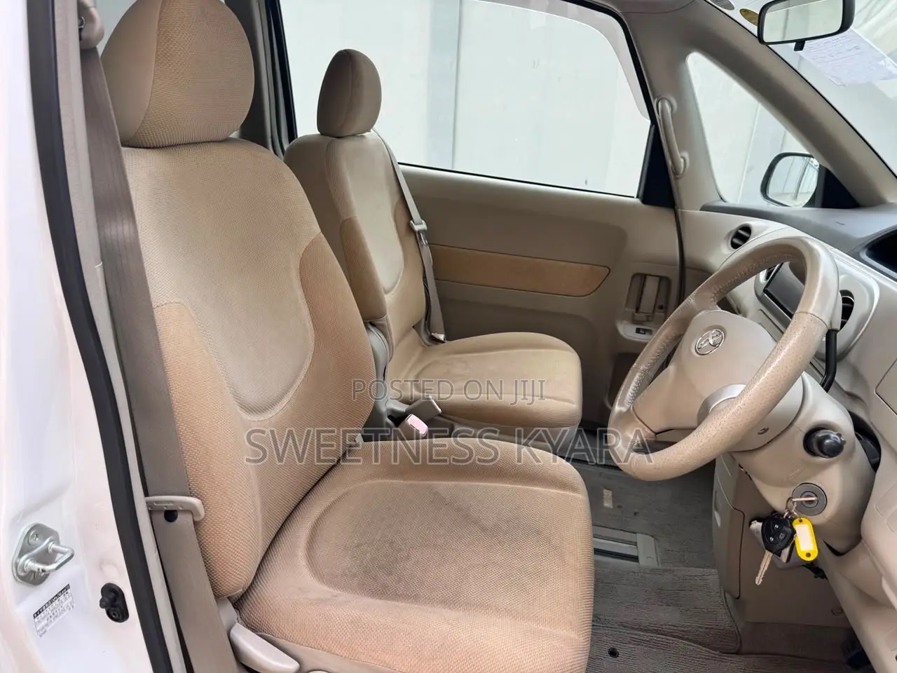 Toyota Porte 2008 White