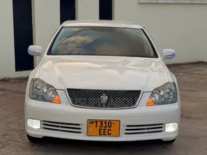 Toyota Crown Royale 2005 White