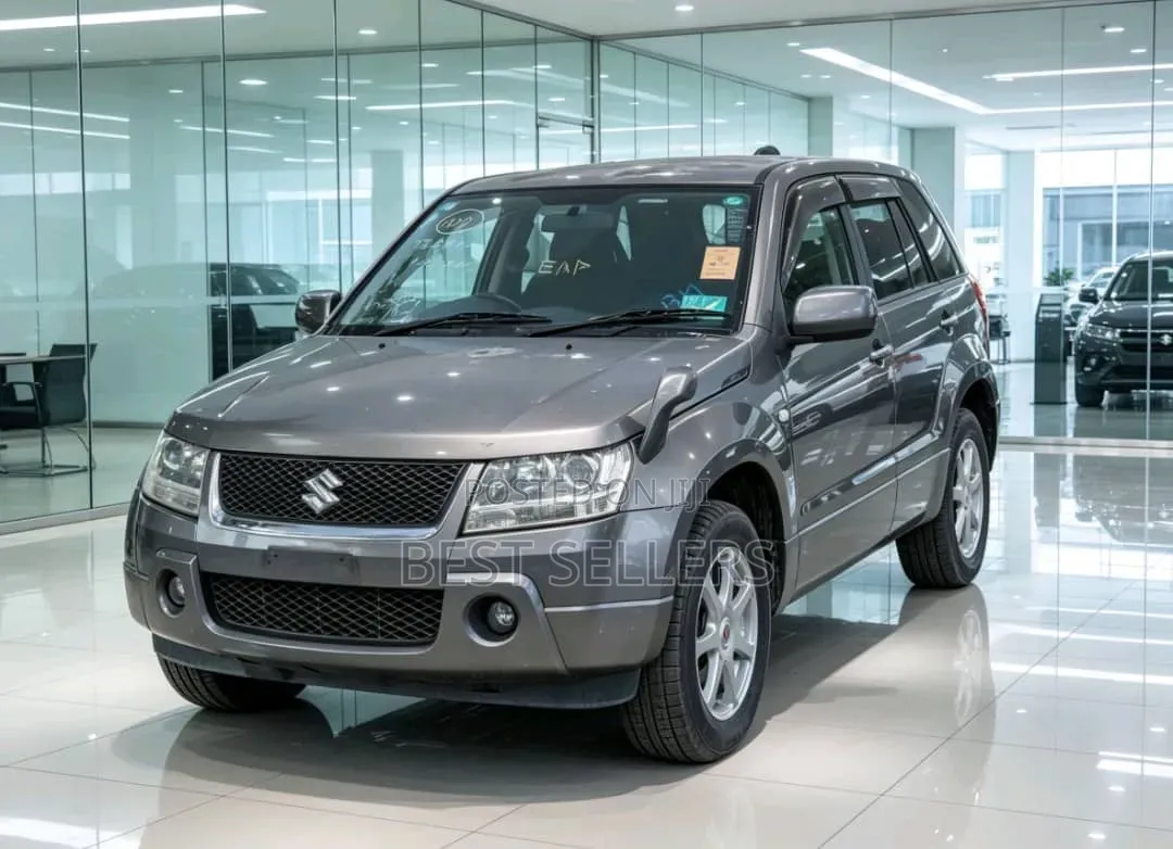 Suzuki Escudo 2005 Gray