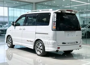 Toyota Noah 2001 White