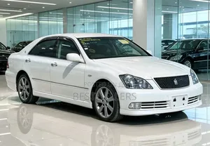 Toyota Crown 2006 Off white