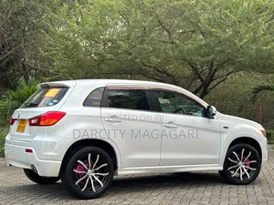 Mitsubishi RVR 2.0 2011 White