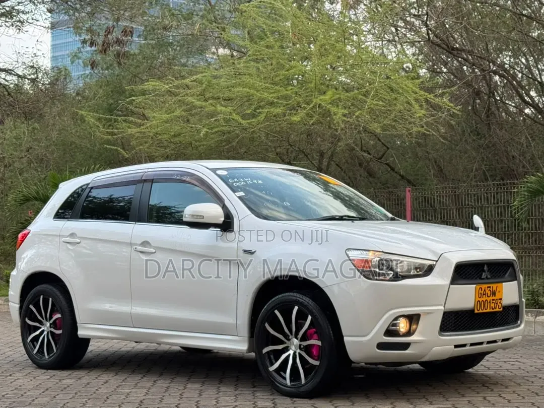 Mitsubishi RVR 2.0 2011 White
