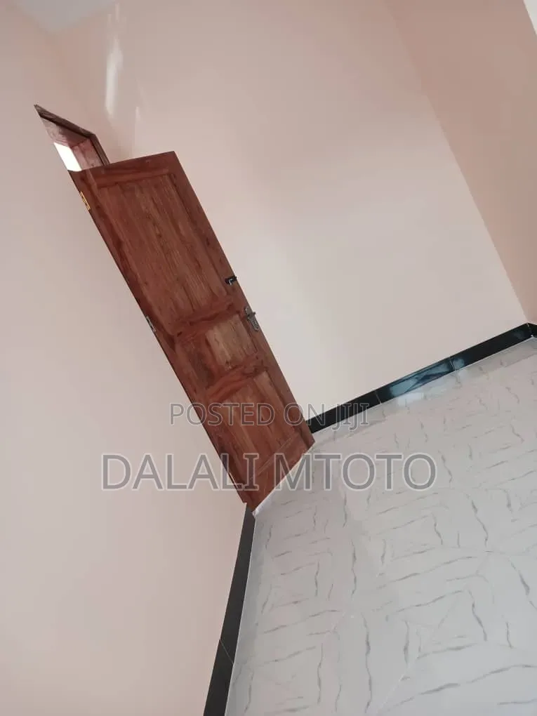 1bdrm House in Mbozi, Mlowo for rent