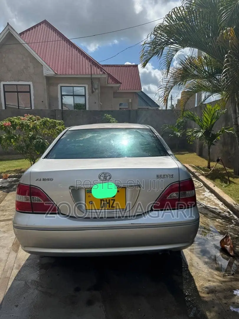 Toyota Brevis 2005 Silver