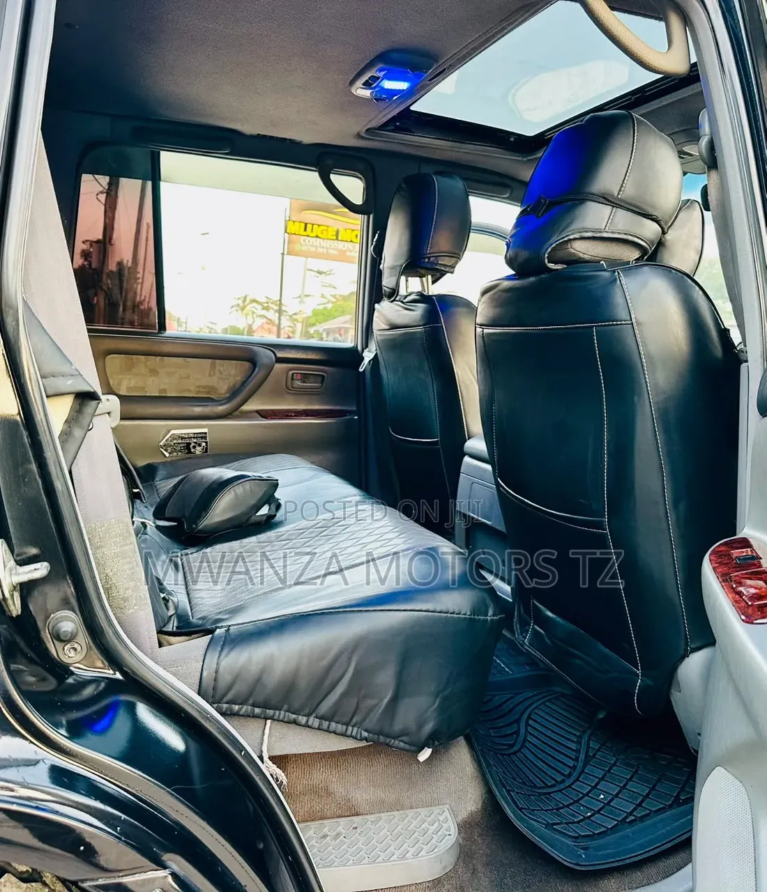Toyota Land Cruiser 2000 Black