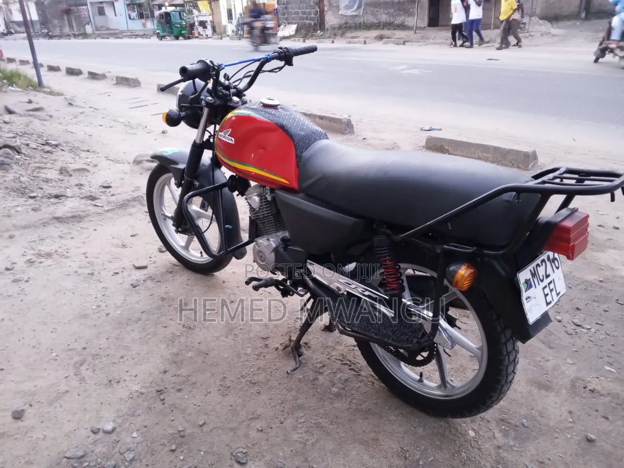 Honda 2025 Red